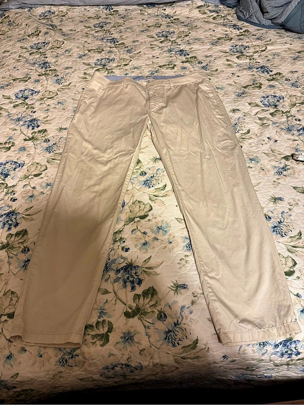 J.Crew Slim Boyfriend Chino Beige Waist 32